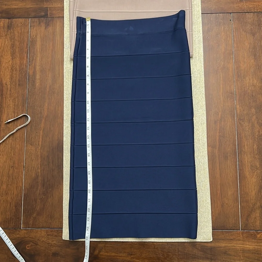 ❤️BCBGMaxAzria Leger Dark Navy Bandage Pencil Skirt